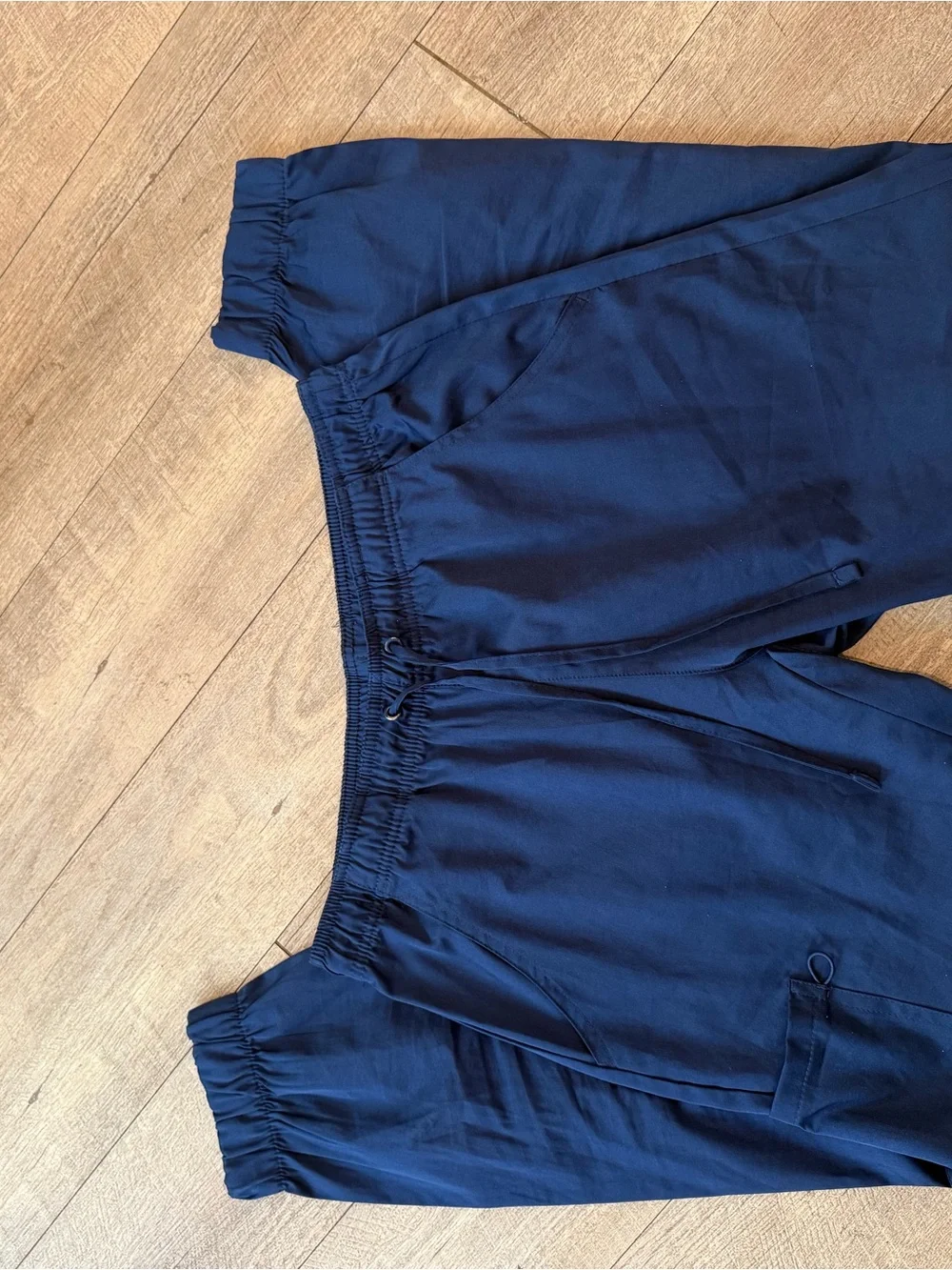 Women’s V-Neck Scrub Set - Navy